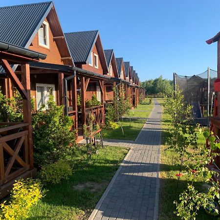 Pod Debami Wicie- Domki Drewniane Nad Morzem Wicie  Luaran gambar