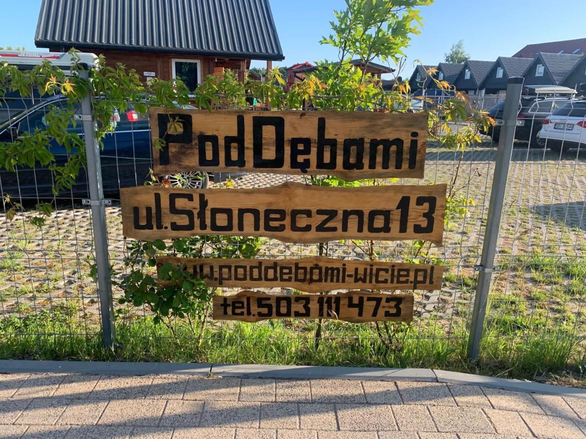 Pod Debami Wicie- Domki Drewniane Nad Morzem Wicie  Luaran gambar