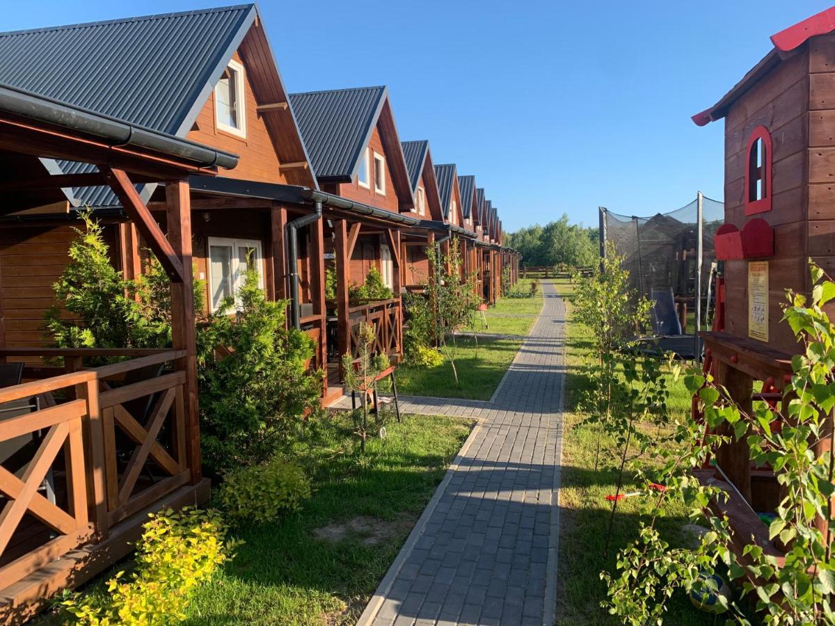 Pod Debami Wicie- Domki Drewniane Nad Morzem Wicie  Luaran gambar